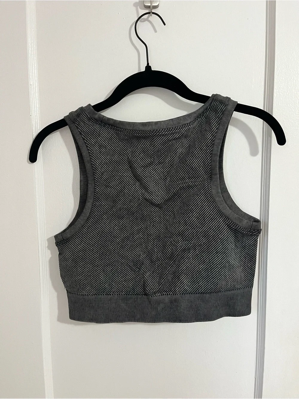 aerie Charcoal Gray High-Neck Cropped Sports Bra